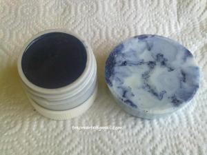 734291_566325556718651_875195617_n